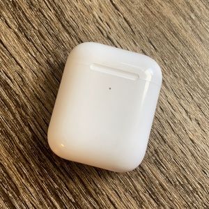 Apple AirPods 2nd Generation
